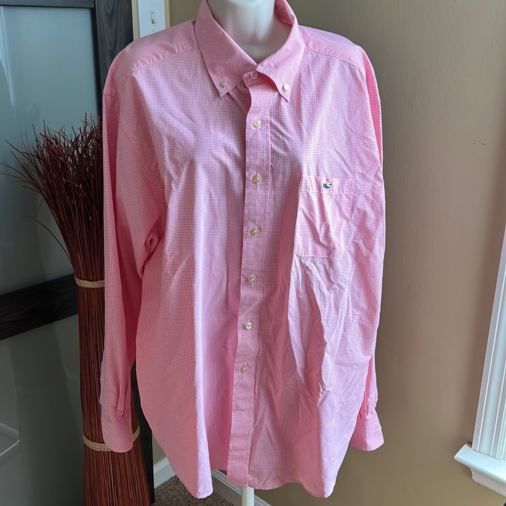 Men’s Vineyard Vines dress shirt